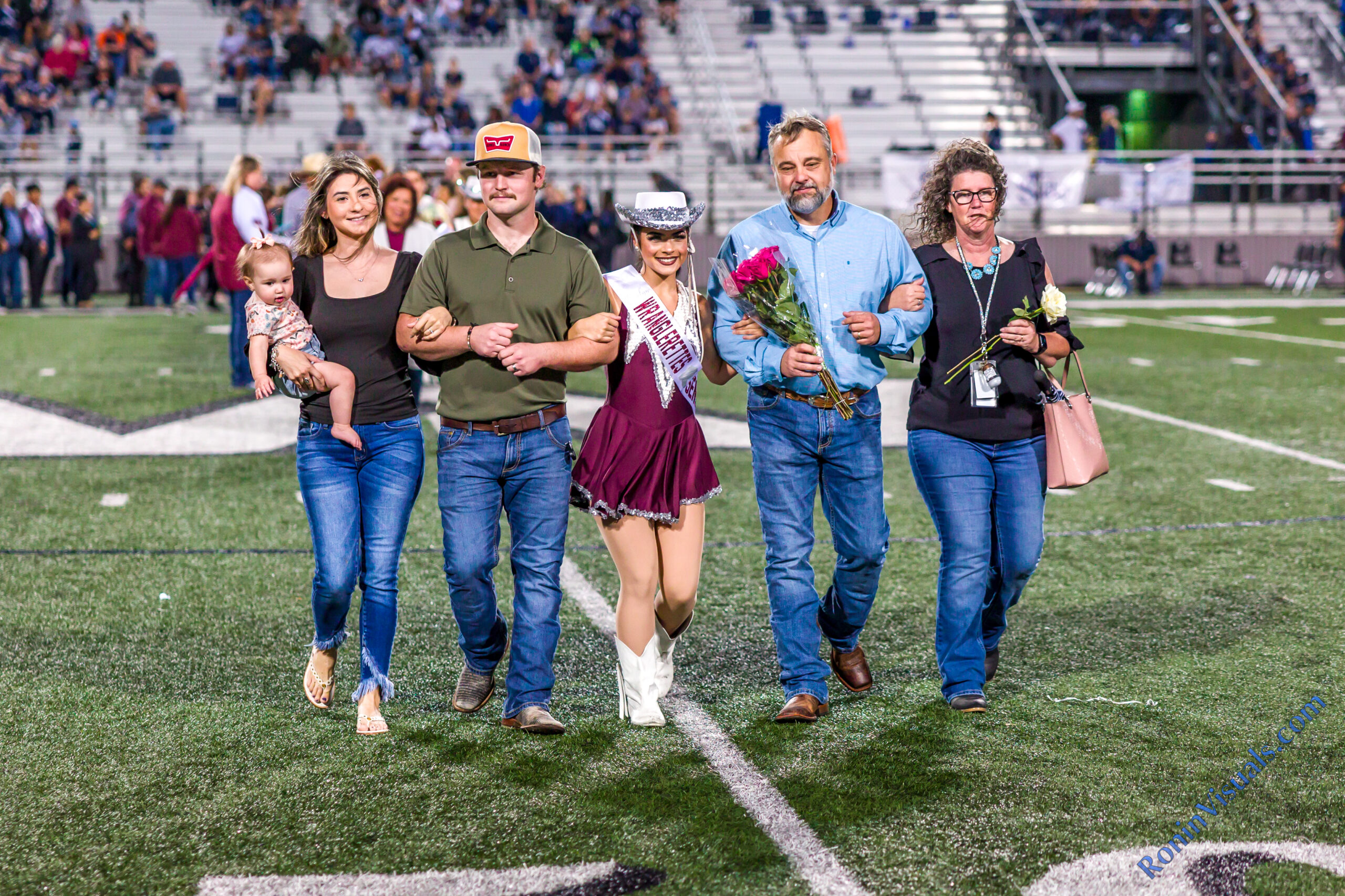 The Waller Bulldog football team hosts Tomball Memorial for the 2022 District 15-6A finale at Waller ISD Stadium. The Bulldogs celebrated senior night as well. (photo by Creighton Holub. © 2022 Cypress Content Creation LLC, all rights reserved.)